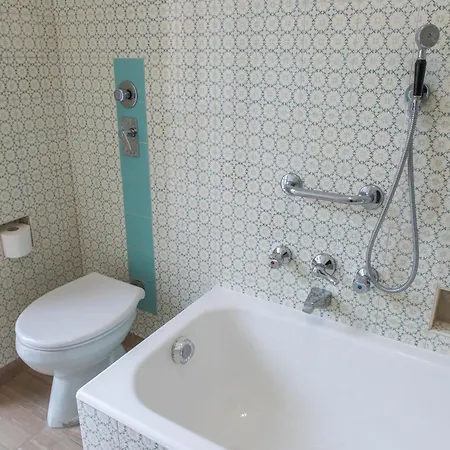 Centrale Vicino Metro E Duomo, Con 2 Bagni E Aria Condizionata Apartmán